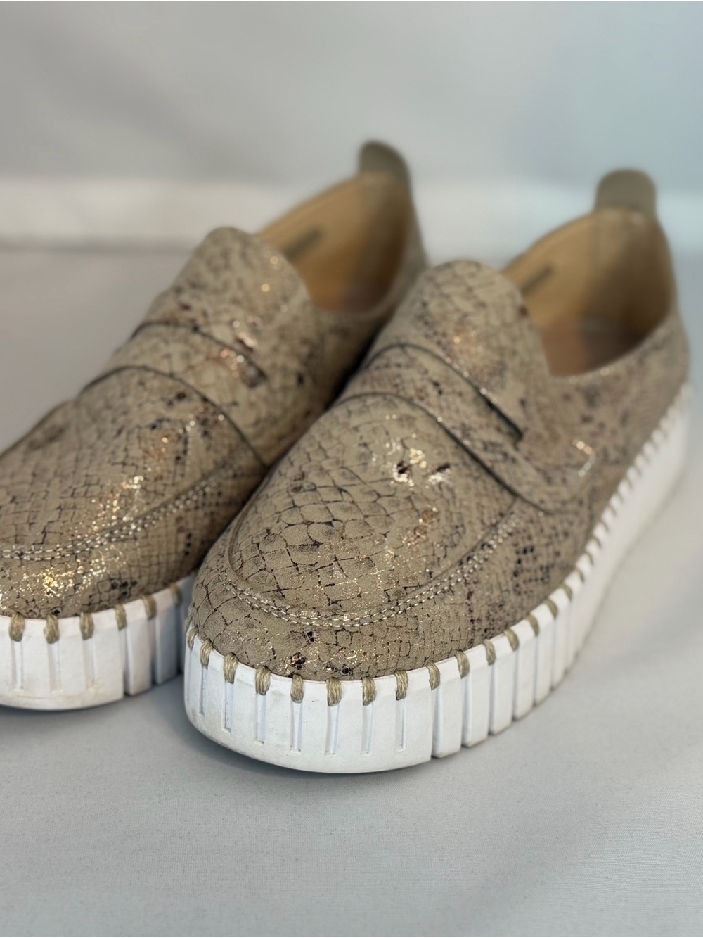 Ilse Jacobsen Tulip 3868 Snakeskin pattern Platform Loafers size 38 or 8